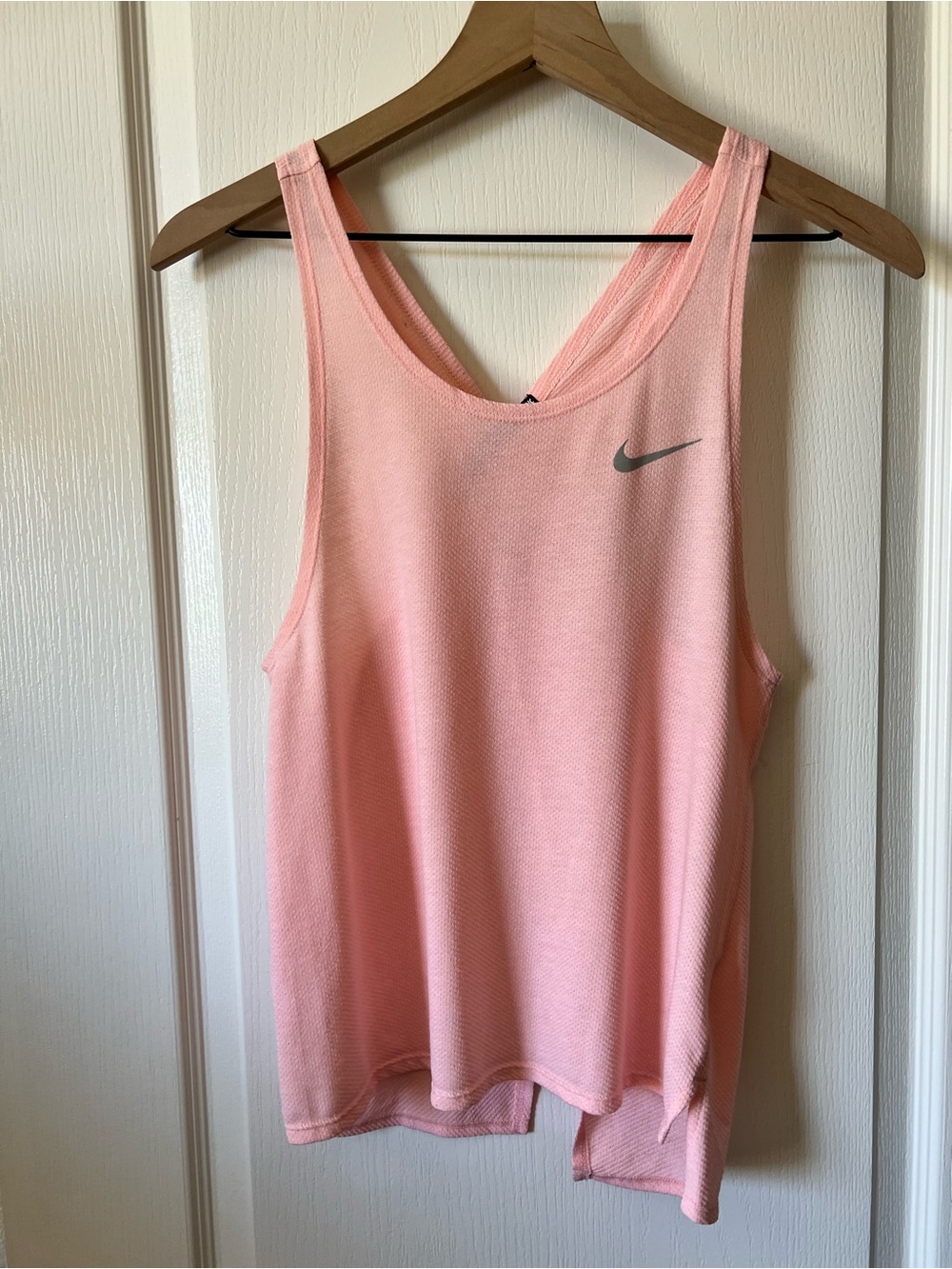 Nike Light Pink Flowy Racerback Performance Dri-fit Tank Women’s Small